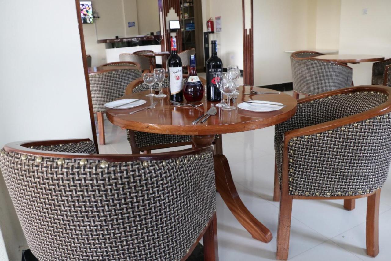 Paraiso Gardens Hotel Wote Dış mekan fotoğraf